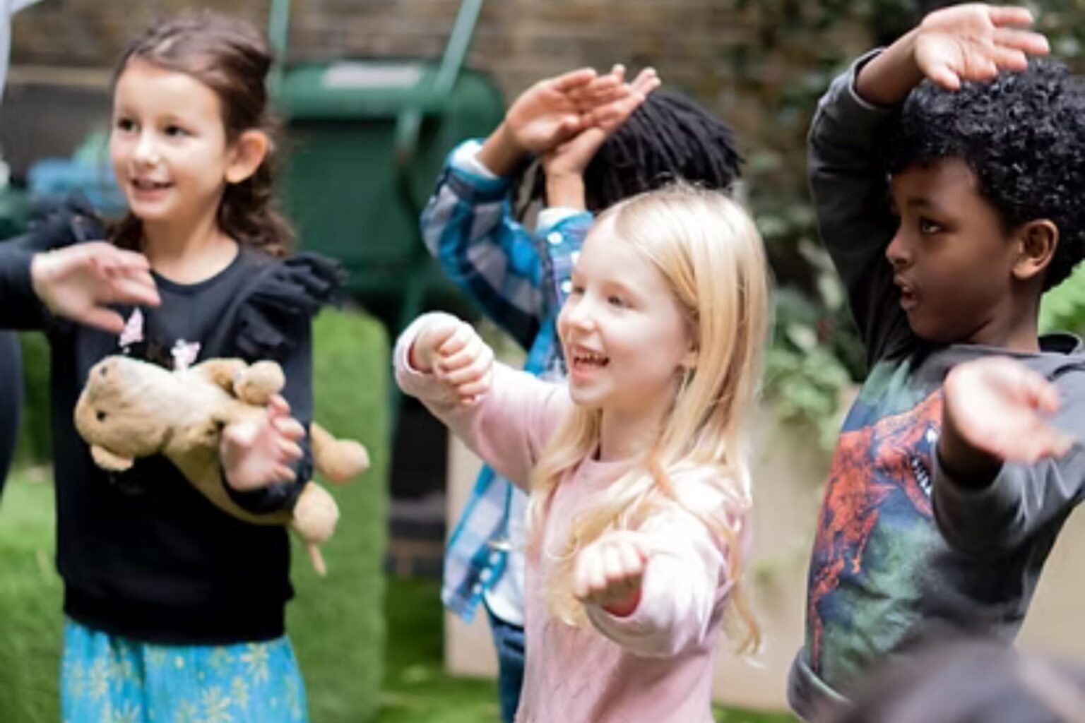 Weekend Nasdaq: When Market Calm Meets Curiosity and Trades, Technologies, and Trends Collide